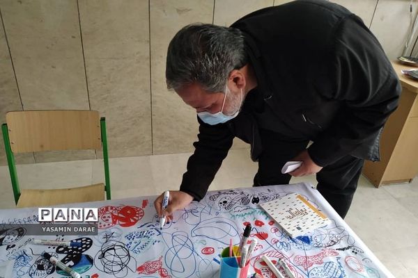 برگزاری نمایشگاه فرهنگی هنری در دبستان دخترانه نرگس پردیس