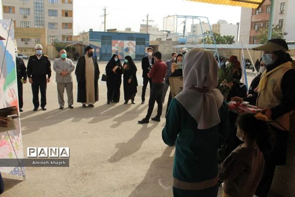 نمایشگاه آثار هنری دانش‌آموزان در بوشهر