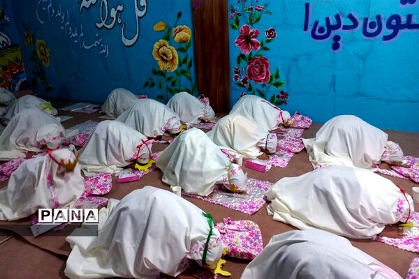 جشن عبادت دانش آموزان دختر منطقه فشافویه
