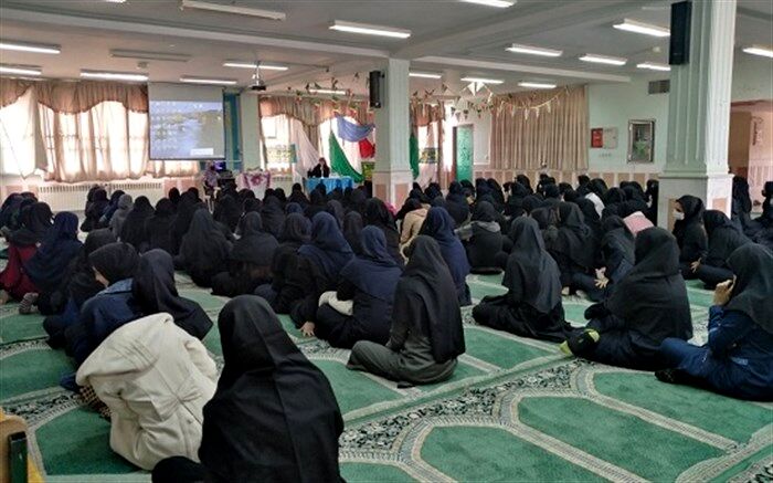 برگزاری جشن اعیاد شعبانیه در دبیرستان «میعاد»