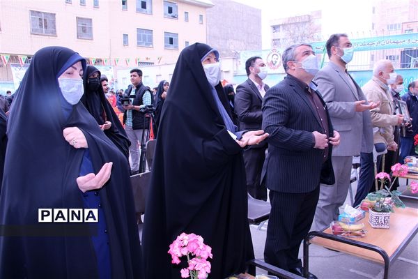 یادواره 4000شهید دانش‌آموز و فرهنگیان منطقه17