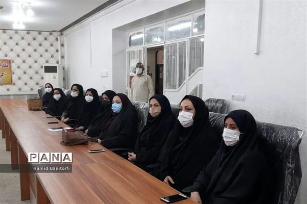 تقدیر از کارکنان اداره آموزش و پرورش حمیدیه