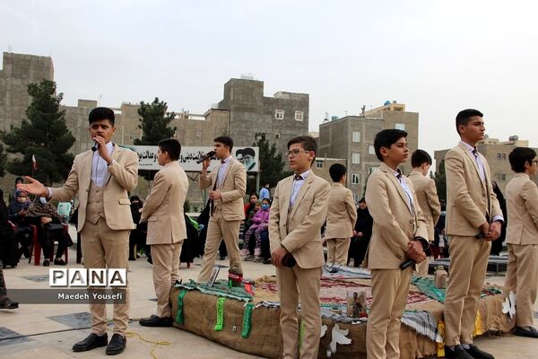 مراسم بزرگ شهدا با عنوان "با این ستاره‌ها" در اسلامشهر