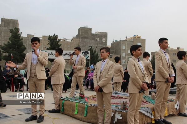 مراسم بزرگ شهدا با عنوان "با این ستاره‌ها" در اسلامشهر