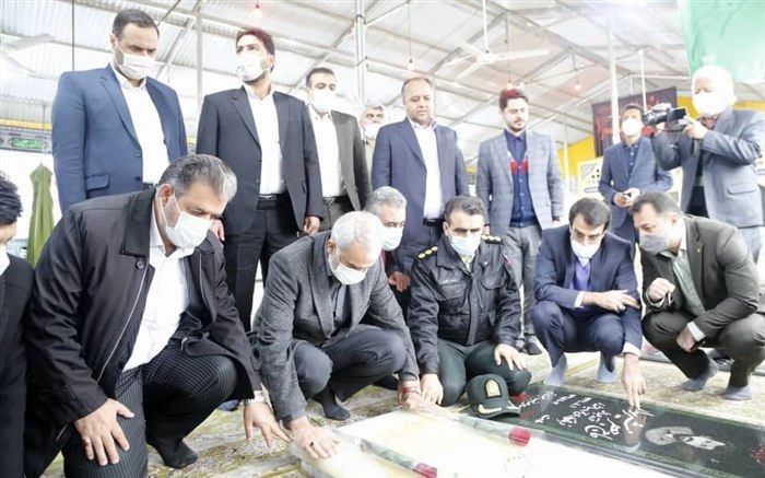 ادای احترام وزیر آموزش و پرورش به مقام شهدای فرهنگی و مدافع حرم «شهرستان قائم شهر»