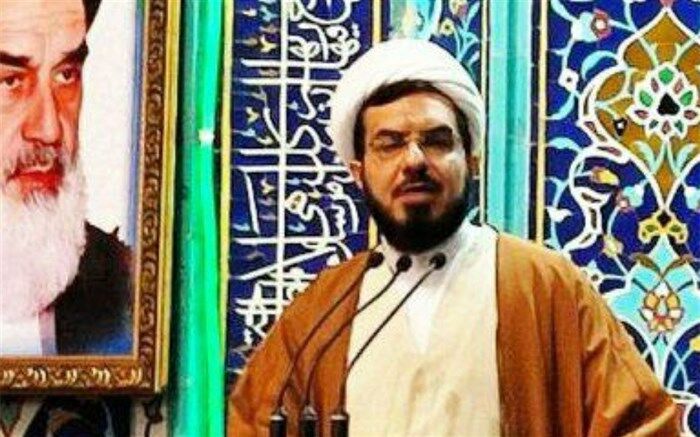 دشمن کمبودها و مشکلات را بزرگ جلوه می‌دهد