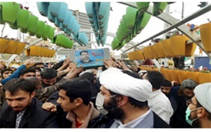 پیکر شهید«احسان کربلایی پور» در گلزار شهدای قم به خاک سپرده شد