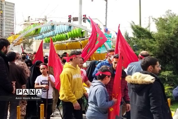 تشییع پیکر شهید مدافع حرم «احسان کربلایی پور» در قم