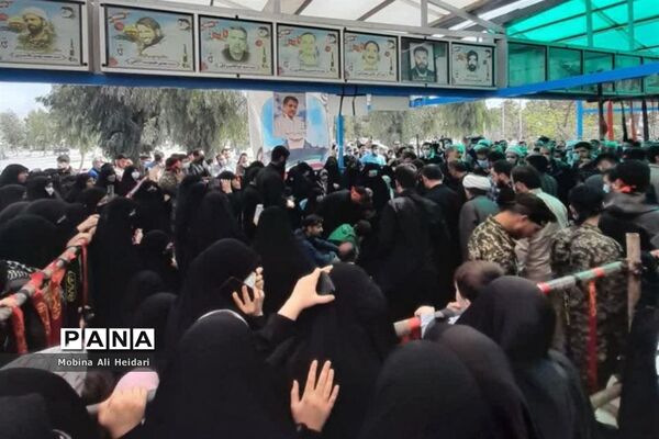 تشییع پیکر شهید مدافع حرم «احسان کربلایی پور» در قم