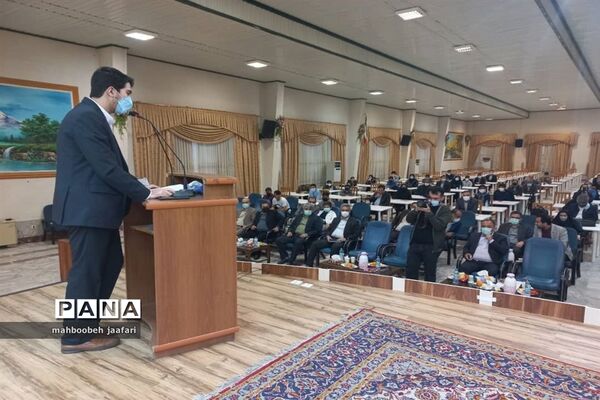 نشست وزیر آموزش و پرورش با فرهنگیان و دانش آموزان مازندران