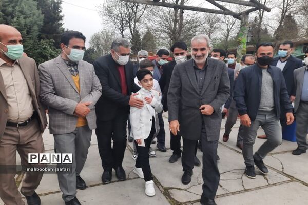 نشست وزیر آموزش و پرورش با فرهنگیان و دانش آموزان مازندران