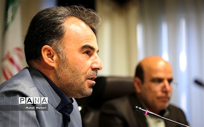 لزوم ارتباط بیشتر مدارس با مساجد