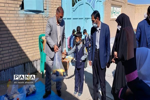 شور و نشاط دانش‌آموزان اندیمشکی درجشن نیکوکاری