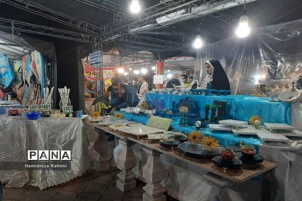 نمایشگاه صنایع دستی و سوغات اقوام در شهر ری
