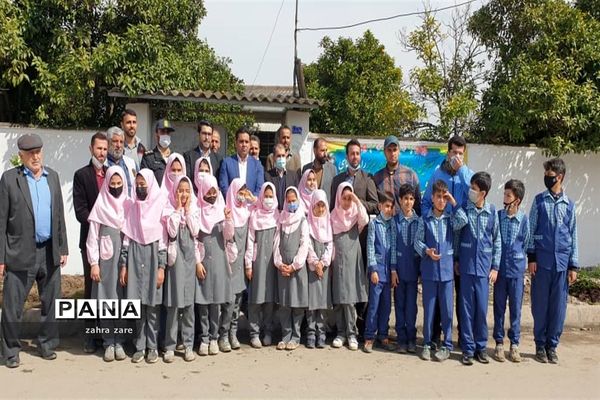 اجرای طرح کمربند سبز روستای شومیا محمودآباد با کاشت یک هزار نهال