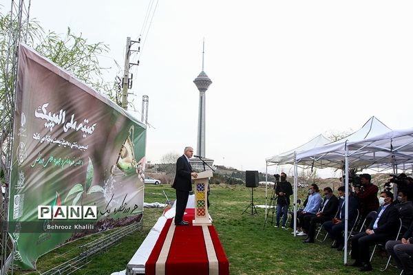 آیین درختکاری هر ورزشکار، یک درخت