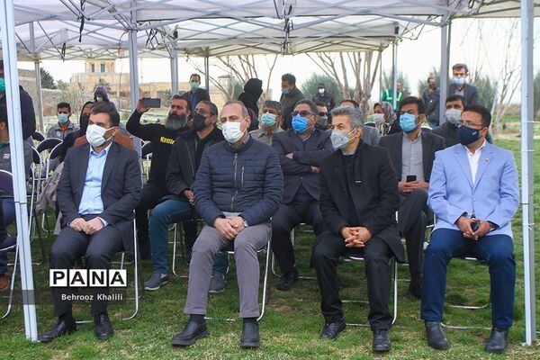 آیین درختکاری هر ورزشکار، یک درخت