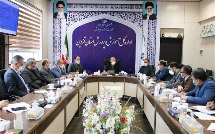 سعه صدر، پاسخگویی حداکثری وعدالت‌ورزی، از شاخصه‌های مهم مدیران و مسئولان آموزش و پرورش استان باشد