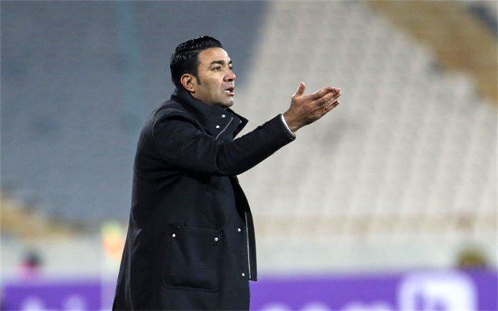 فولاد از سد تراکتور گذشت