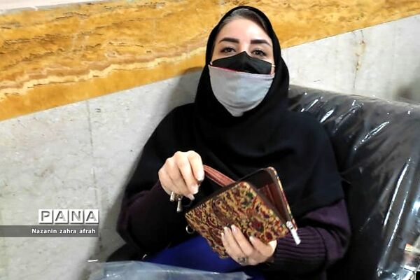 مراسم تقدیر از دانش‌آموزان و دبیران مدرسه تربیت رودهن