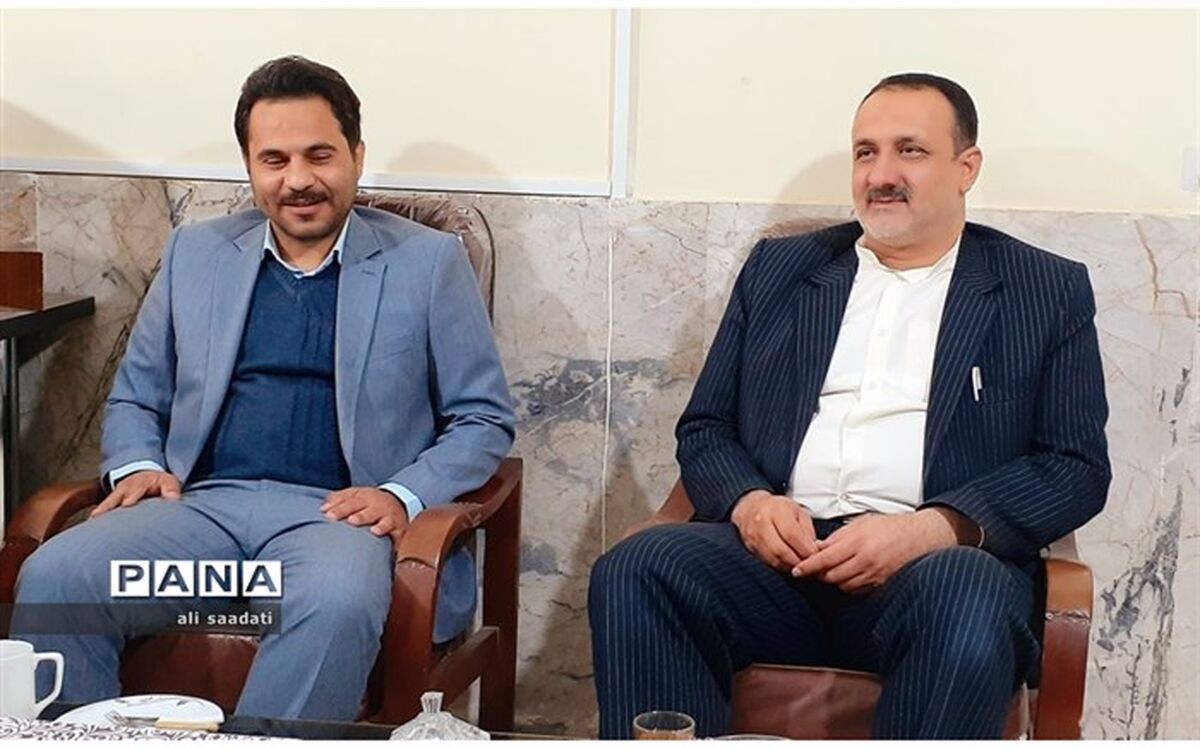 همه سربلندی و عزت ما، مرهون زنده نگهداشتن یاد شهدای عزیزمان است