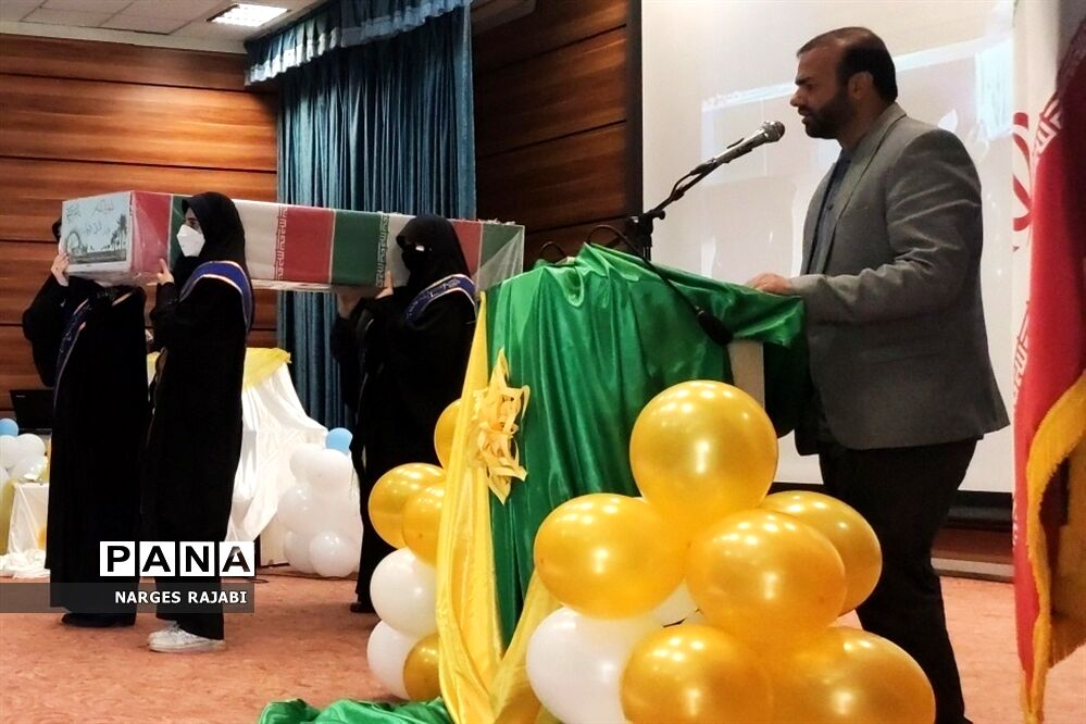 همایش گام دوم انقلاب و جشن اعیاد شعبانیه بسیج فرهنگیان و دانش‌آموزی ناحیه دو شهرری