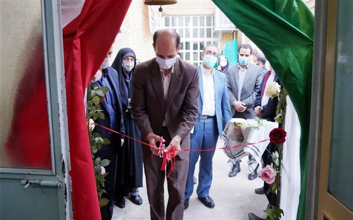 افتتاحیه نمایشگاه مدرسه انقلاب