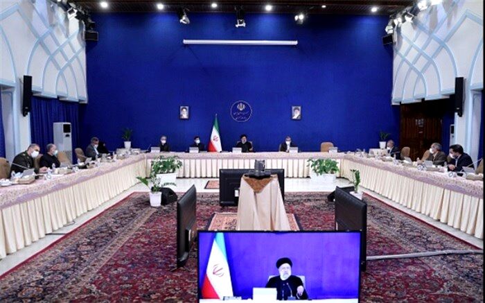 دولت مهلت اجرای مصوبات مربوط به واگذاری مجموعه‌های ورزشی به سرخابی‌ها را تمدید کرد