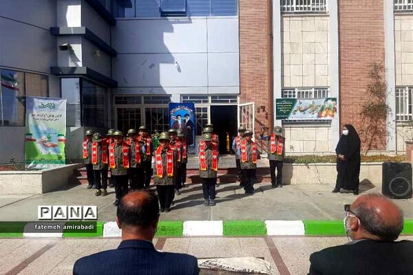 جشن تولد زمین در آموزشگاه شهیدین قاسمی