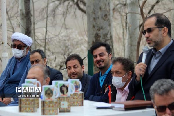 مراسم تقدیر از معاونان پرورشی ناحیه یک قم در اردوگاه ملاصدرا