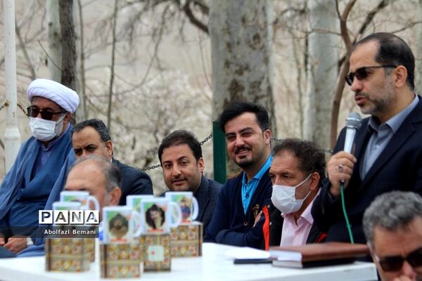 مراسم تقدیر از معاونان پرورشی ناحیه یک قم در اردوگاه ملاصدرا