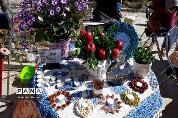 مسابقه هفت‌سین نوروزی در کاروانسرای حاج کمال شهرستان رباط‌کریم