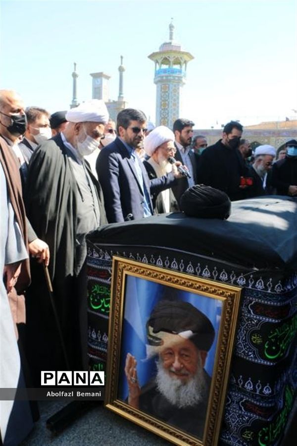 تشییع پیکر آیت الله علوی گرگانی در قم