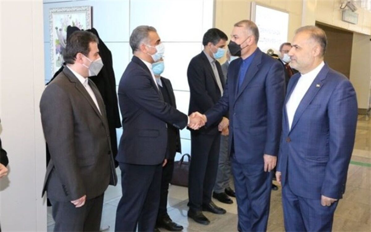 وزیر خارجه کشورمان وارد مسکو شد