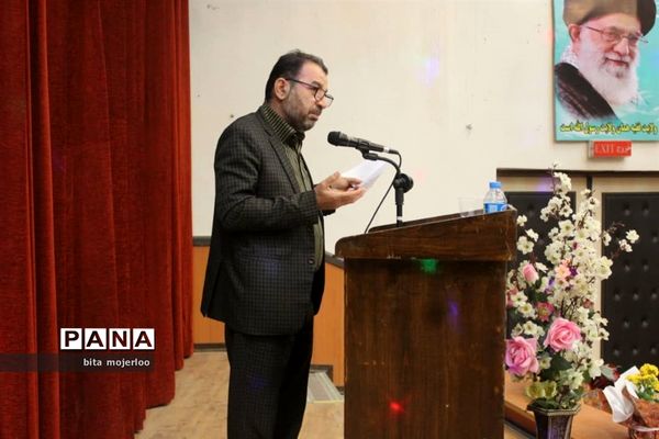 نشست بزرگداشت حکیم نظامی گنجوی در گلوگاه