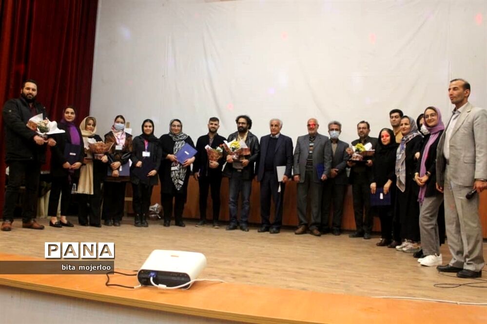 نشست بزرگداشت حکیم نظامی گنجوی در گلوگاه