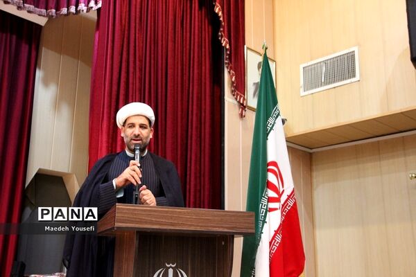 مراسم اختتامیه نمایشگاه‌های مدرسه انقلاب دراسلامشهر