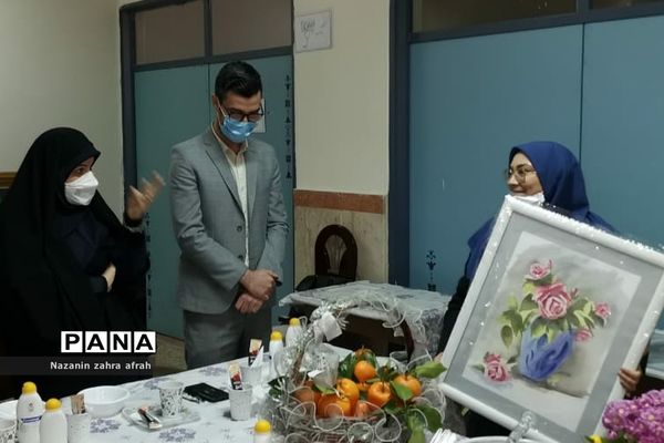 برگزاری مراسم پیشواز بهار در هنرستان مبتکران رودهن