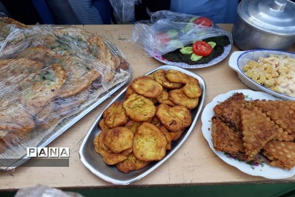 نمایشگاه دست‌سازه‌های دانش‌آموزی در ورامین
