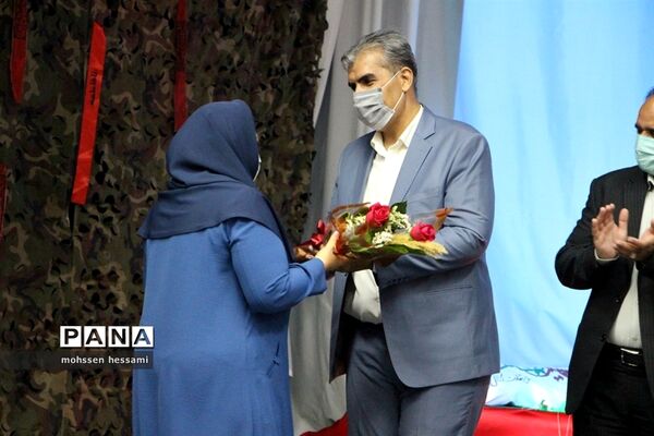 مراسم سپاس و قدردانی از زحمات مدیرسازمان دانش‌آموزی استان خراسان جنوبی