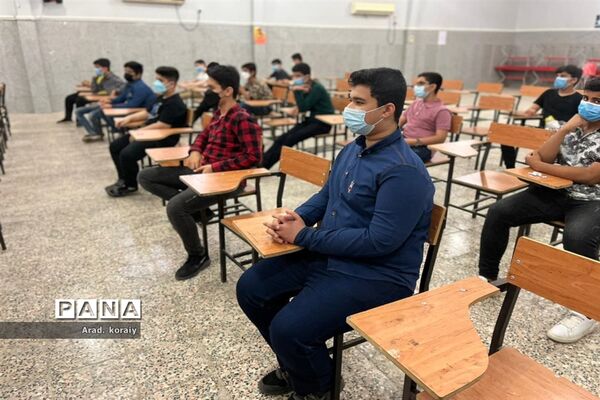 برگزاری جشن تکلیف دانش‌آموزان دختر و پسر در امیدیه