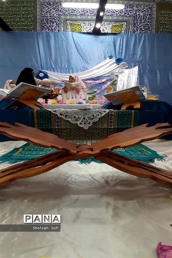 برگزاری جشن تکلیف دانش‌آموزان دختر و پسر در امیدیه