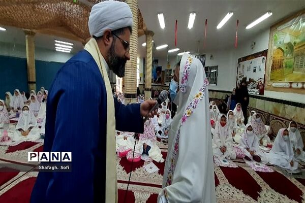 برگزاری جشن تکلیف دانش‌آموزان دختر و پسر در امیدیه