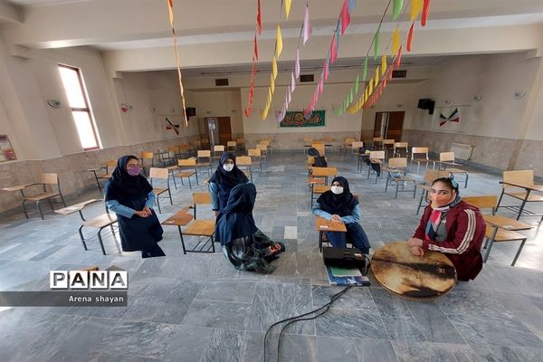 عید مهدوی همراه با جشنواره عیدانه در دبیرستان علامه قزوینی