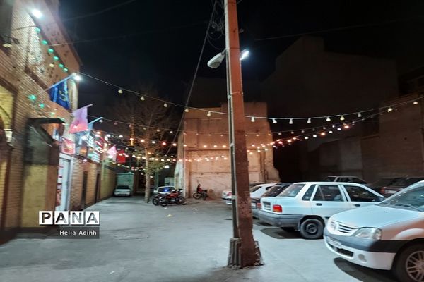 آماده‌سازی خیابان‌های شهر برای جشن بزرگ نیمه شعبان