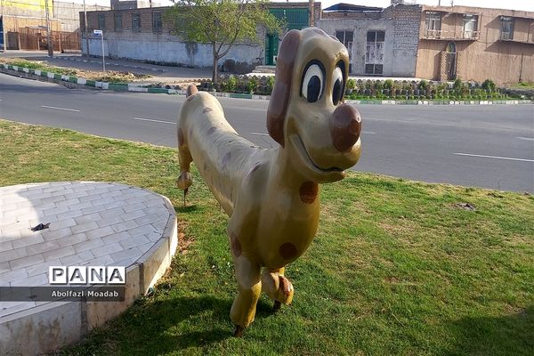 نمادهای نوروزی، کاشمر