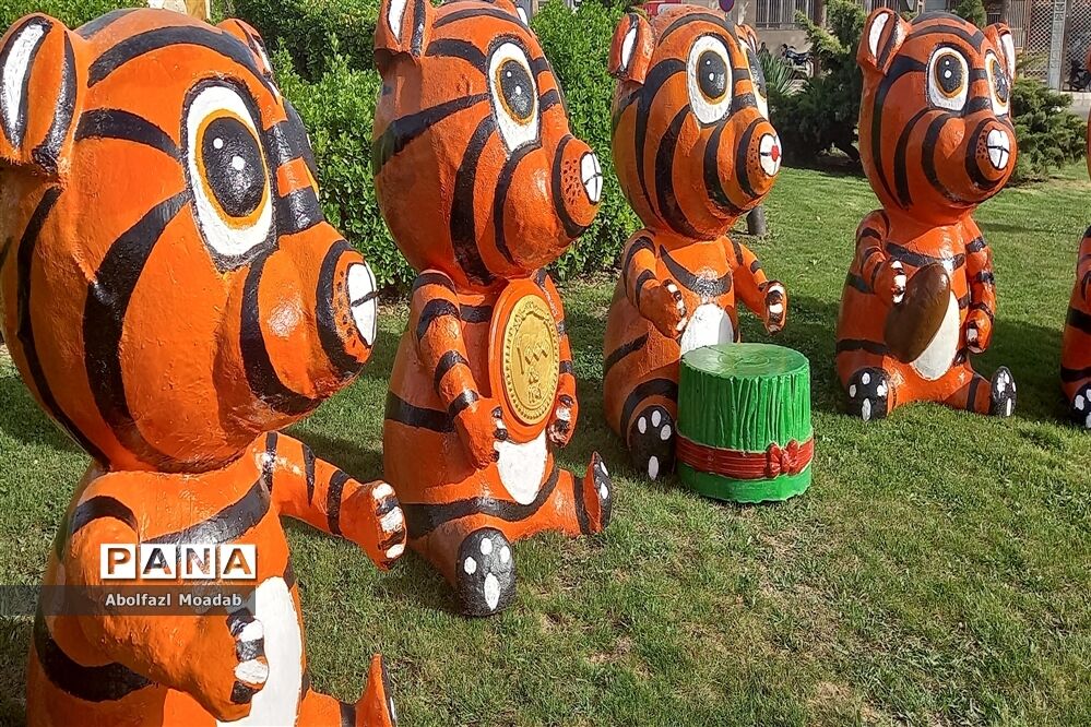 نمادهای نوروزی، کاشمر