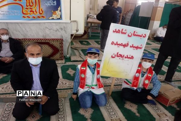 حضور مهدی یاوران در نمازجمعه هندیجان