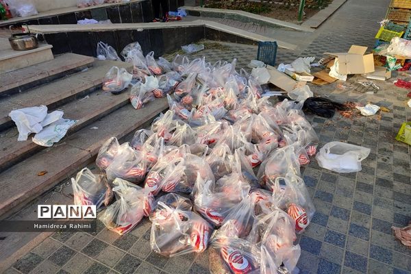 تهیه و توزیع ۱۱۰ بسته معیشتی در منطقه ۱۵