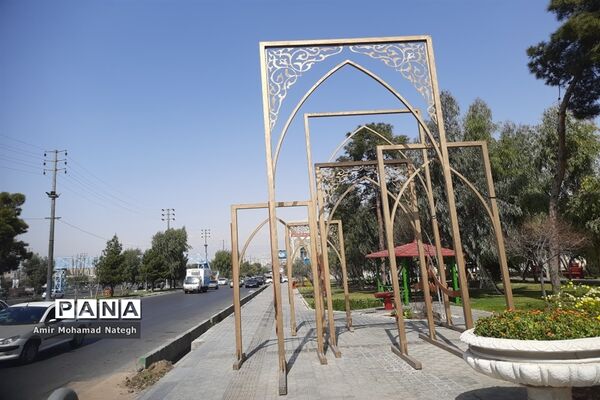 برپایی ایستگاه استقبال از مسافران نوروزی در منطقه ۱۵